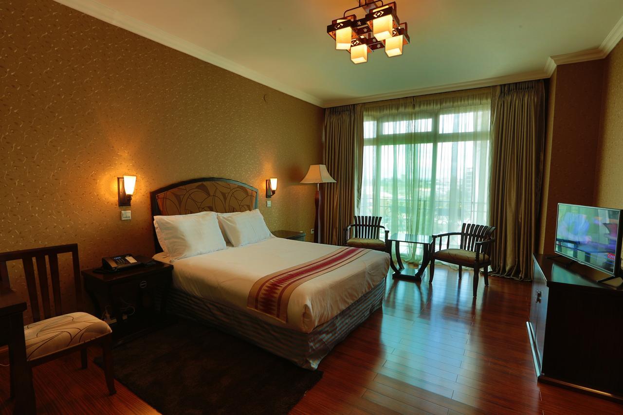 אדיס אבבה Abyssinia Renaissance Hotel מראה חיצוני תמונה