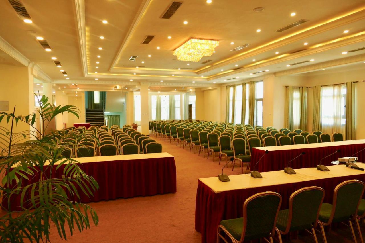 אדיס אבבה Abyssinia Renaissance Hotel מראה חיצוני תמונה